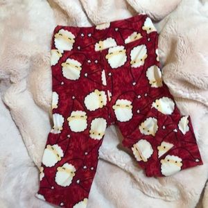 Lularoe Santa Leggings 🎅